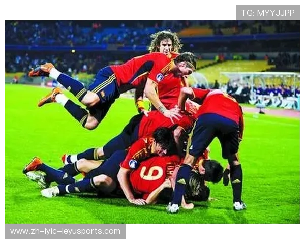 足球跨国联赛模式探讨促进足球商业化和竞技水平提升 足球跨国联赛模式探讨促进足球商业化和竞技水平提升